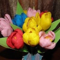 vlnité papírové tulipány 13