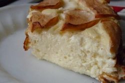 kolač sir s jabukom i krupom