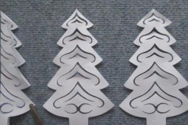 Řemesla z papíru vánoční strom 4