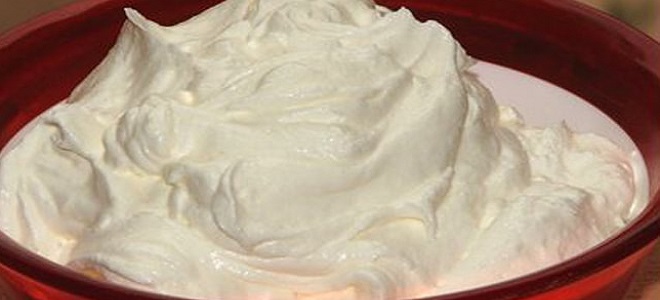Krémová zmrzlina na zakysané smetaně - recept