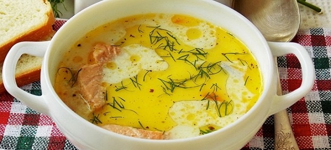 Супа от корем на сьомга със сметана