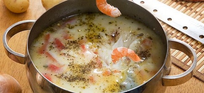 Kremna juha z lososom