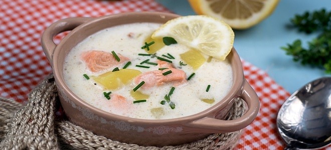 Крем супа са лососом