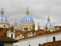 Куэнка - собор с голубыми куполами Ла-Инмакулада