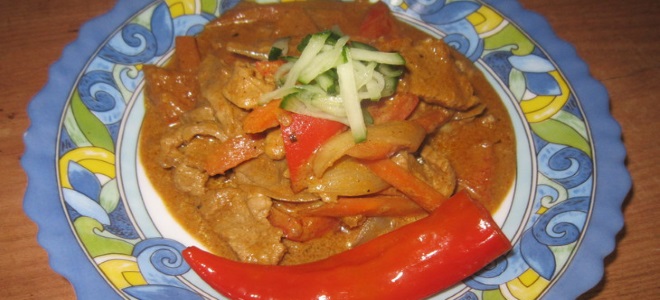 svinjetina curry