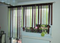 Завесе на кухињи са балконским вратима2