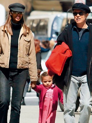 Дэвид с женой и дочерью