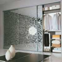Декоративно огледало за гардероби с плъзгащи врати1