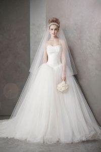 Дизайнерски сватбени рокли 5