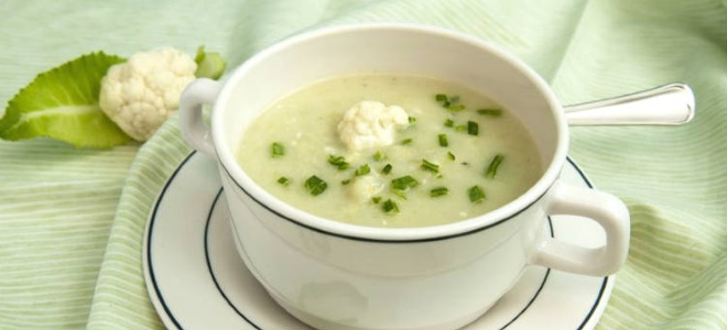 recept na květák polévku