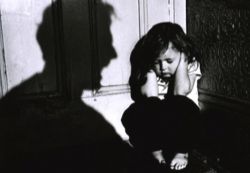 Domácí násilí proti dětem