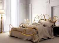Брачни кревет -4