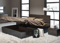 Podwójne drewniane łóżko11