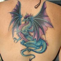 dívka s drak tetování2