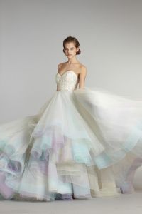 Svatební šaty 8