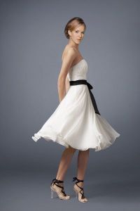 бела црна хаљина 9