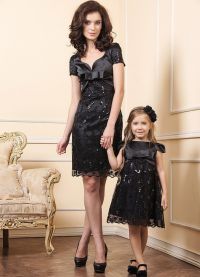 Šaty pro matku a dceru ve stejném stylu3