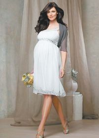 Šaty pro těhotné ženy na svatbě 2