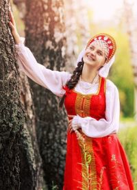 sukienki w stylu rosyjskim 8