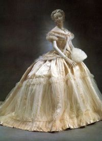 Sukienki z XVIII wieku4