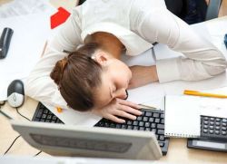 ospalost způsobuje únavu