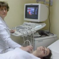 ultrazvučno skeniranje dvostrukih posuda na vratu i glavi