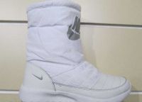 Dutik Nike7