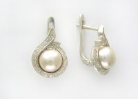 Srebrne kolczyki z perłami 1