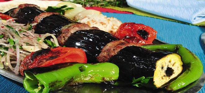 Kebab s lilkem v turečtině
