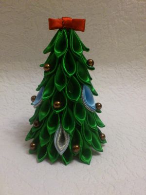Božično drevo kanzashi master razred 10