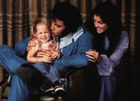 Лиза Мария Пресли и ее родители