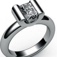 Diamantové prsteny prstenů 8