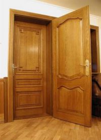 Drewniane drzwi wejściowe5