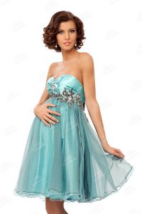 elegantní šaty pro těhotné ženy 4