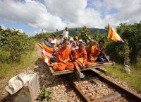 Бамбуковый поезд в Баттамбанге