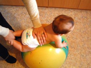 fitball vježbe za dojenčad4