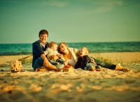 Družinska fotografija na morju 2