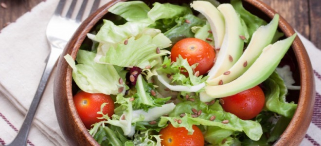 lean jednostavan avokado salata recept