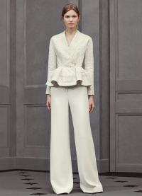 ženský bílý kalhotový oblek 2