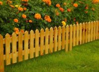 Ограда за цветне кревете4