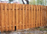 необработена ограда 9
