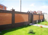 Brick fence2