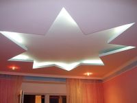 zvezda mavčne plošče na stropu 1
