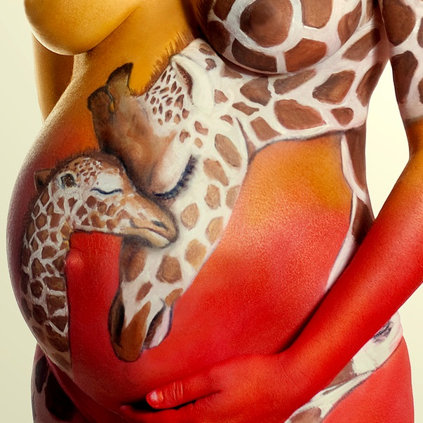 risbe na trebuhu nosečnic