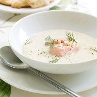 Крем супа със сьомга и сметана