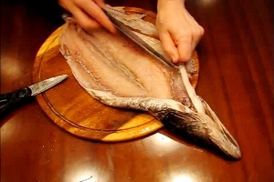 Как да изрежете риба за пълнене 7
