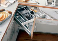 podlahová skříňka pro kuchyň