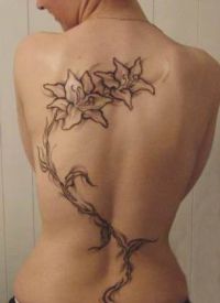 tatuaż kwiatowy 2