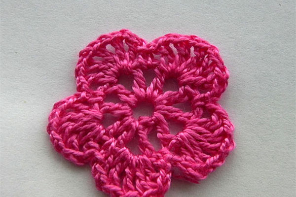 pletenje cvetnih kvačk za začetnike 5