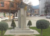 Памятник сербскому королю - Николо Карагеоргиевичу
